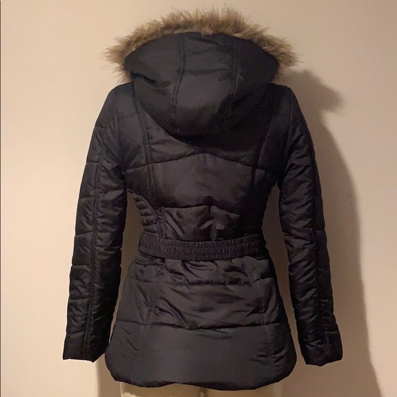 NEW! Faux fur puffer jacket - Picture 6 of 8